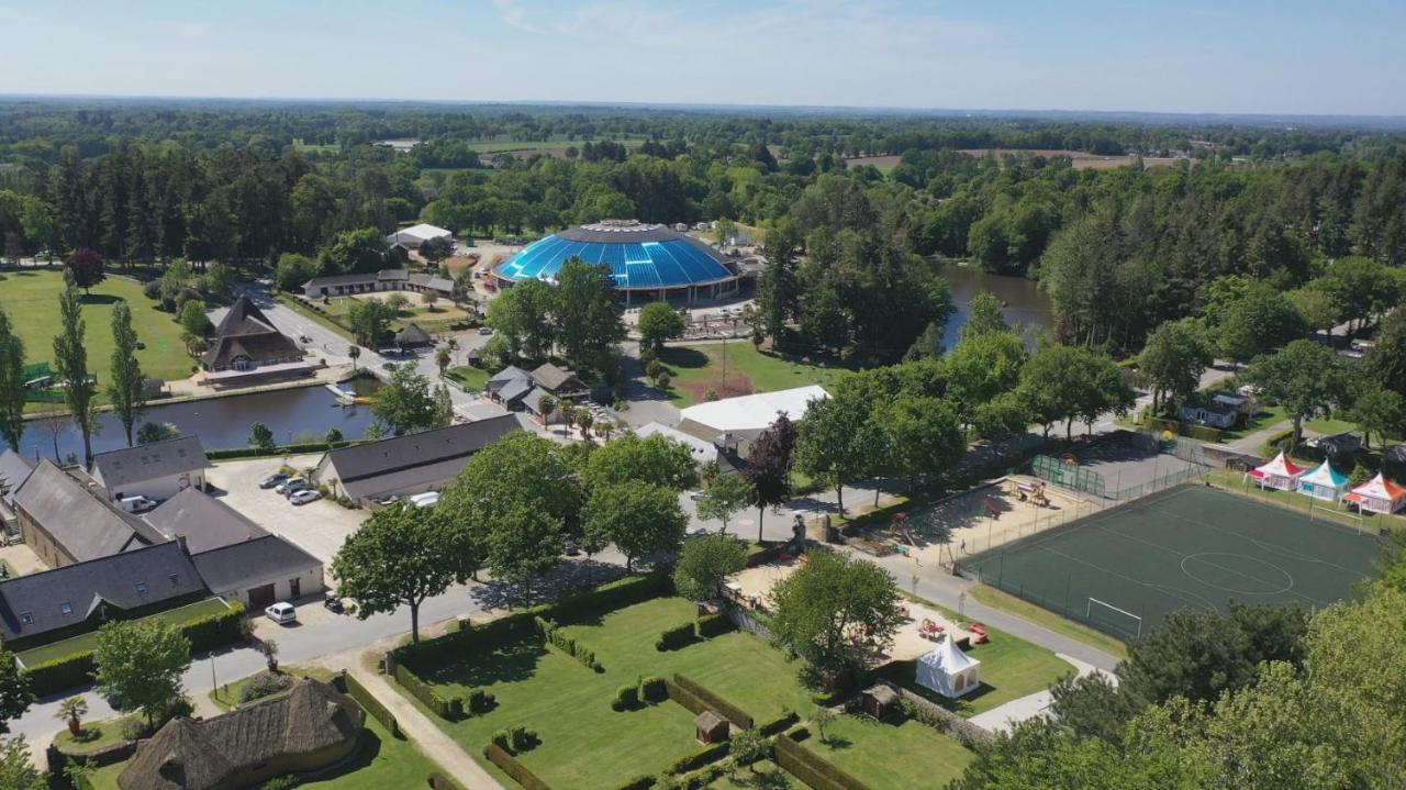 Les Ormes Domaine Et Resort Epiniac Exterior foto